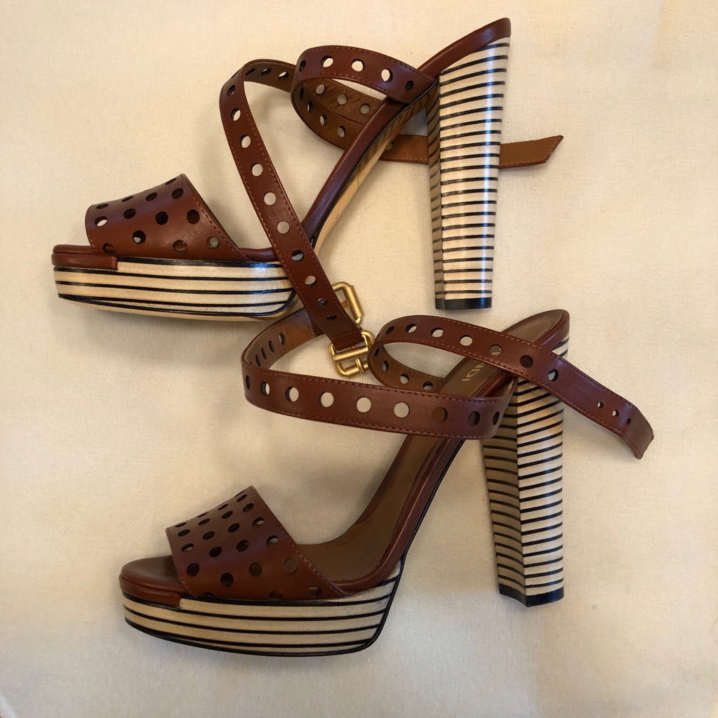 Fendi Sandal Sandalo Vacchetta Forata Cuoio 38.5